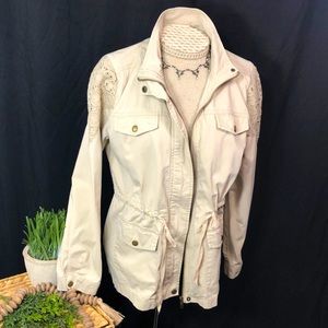 Blu +Pepper Vintage 100% cotton Jacket med. 2 pockets with snap closure